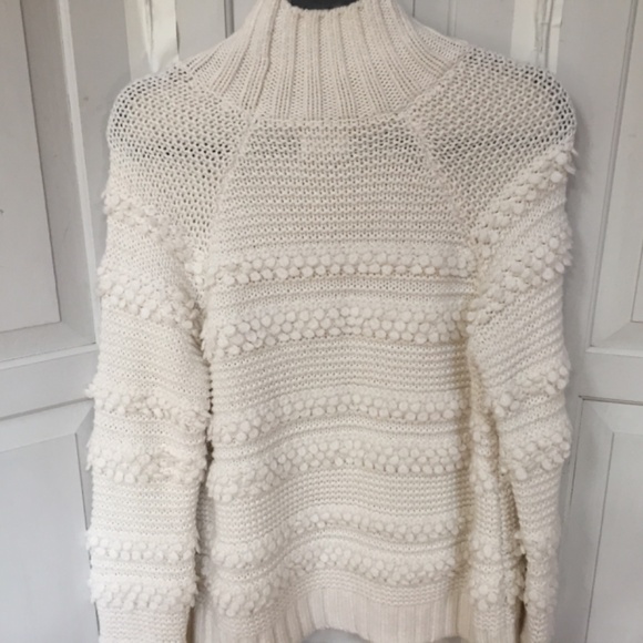 Lou & Grey Cream Turtleneck Sweater - Picture 14 of 16